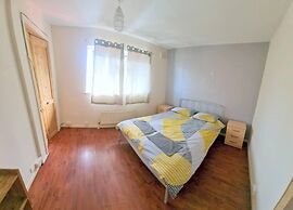 4-bed House in South London