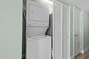 3 BR Units at Bay Watch by Elliott