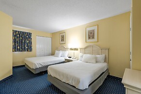 3 BR Units at Bay Watch by Elliott