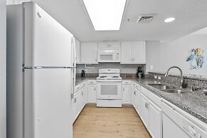 3 BR Units at Bay Watch by Elliott