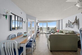 3 BR Units at Bay Watch by Elliott