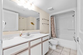 3 BR Units at Bay Watch by Elliott