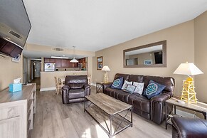 3 BR Units at Bay Watch by Elliott