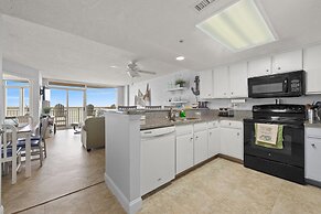 3 BR Units at Bay Watch by Elliott