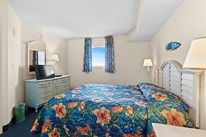 3 BR Units at Bay Watch by Elliott