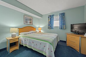 3 BR Units at Bay Watch by Elliott