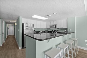 3 BR Units at Bay Watch by Elliott