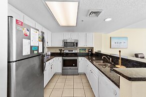 3 BR Units at Bay Watch by Elliott