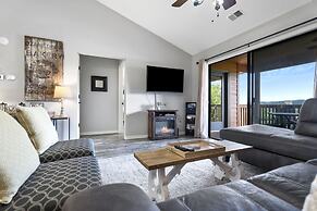 Grand View at the Pointe - Rolling Hills