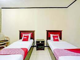 OYO 90250 Hotel Lumajang New