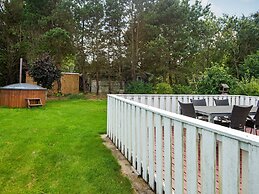 6 Person Holiday Home in Ulfborg-by Traum