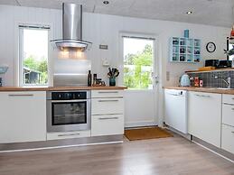 6 Person Holiday Home in Tarm-by Traum