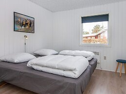 6 Person Holiday Home in Tarm-by Traum