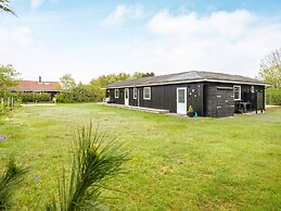 6 Person Holiday Home in Tarm-by Traum