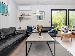 6 Person Holiday Home in Tarm-by Traum