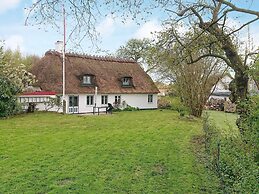 6 Person Holiday Home in Augustenborg-by Traum