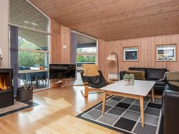 6 Person Holiday Home in Ebeltoft