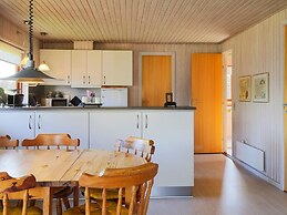 6 Person Holiday Home in Dannemare-by Traum
