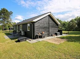 6 Person Holiday Home in Hojby-by Traum