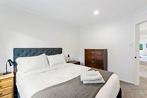 Central City 3BR Paradise- Sky- Netflix