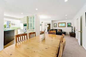 Central City 3BR Paradise- Sky- Netflix