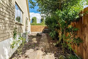 Central City 3BR Paradise- Sky- Netflix