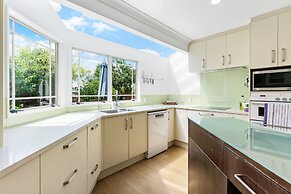 Central City 3BR Paradise- Sky- Netflix