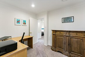 Central City 3BR Paradise- Sky- Netflix