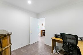 Central City 3BR Paradise- Sky- Netflix