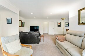 Central City 3BR Paradise- Sky- Netflix