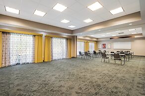 Holiday Inn Express & Suites Lexington by IHG