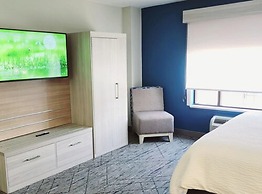 Holiday Inn Express & Suites Lexington by IHG
