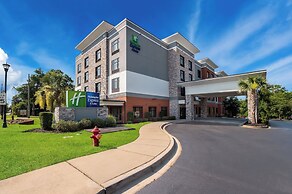 Holiday Inn Express & Suites Lexington by IHG
