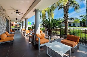 Holiday Inn Express & Suites Lexington by IHG