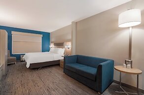 Holiday Inn Express & Suites Lexington by IHG