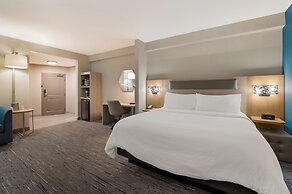 Holiday Inn Express & Suites Lexington by IHG