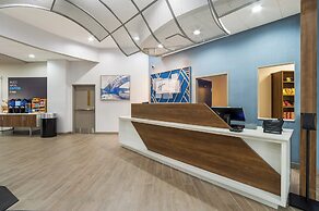 Holiday Inn Express & Suites Lexington by IHG