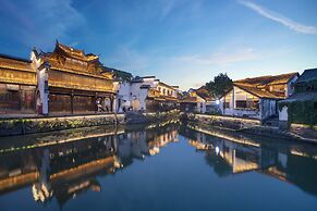 Holiday Inn Deqing Xinshi Ancient Town by IHG