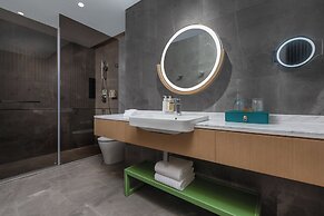 Holiday Inn Deqing Xinshi Ancient Town by IHG