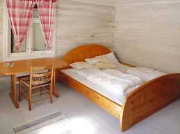 18 Person Holiday Home in Sauda
