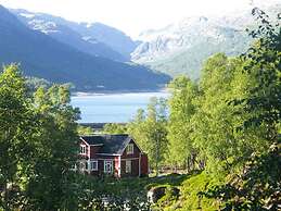 18 Person Holiday Home in Sauda