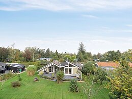 8 Person Holiday Home in Dronningmolle