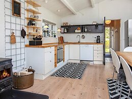 8 Person Holiday Home in Vaeggerlose