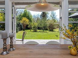 8 Person Holiday Home in Vaeggerlose