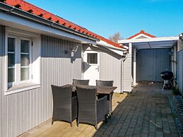 6 Person Holiday Home in Esbjerg V