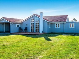 6 Person Holiday Home in Esbjerg V