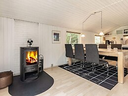 5 Person Holiday Home in Albaek-by Traum