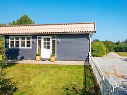 6 Person Holiday Home in Grenaa-by Traum