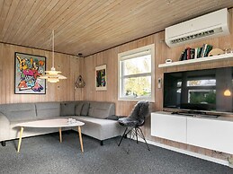 6 Person Holiday Home in Hals-by Traum