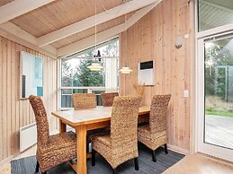 6 Person Holiday Home in Jerup